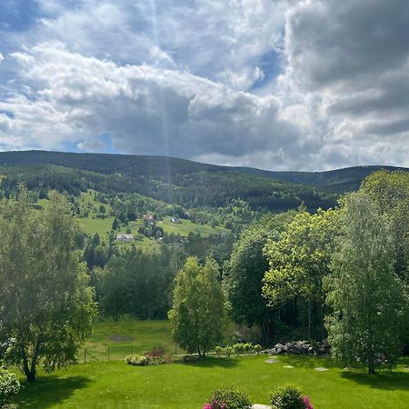 Apartamety I Pokoje Goscinne Na Jaskolczej Świeradów-Zdrój Exteriör bild