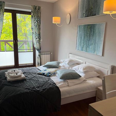 Apartamety I Pokoje Goscinne Na Jaskolczej Świeradów-Zdrój Exteriör bild