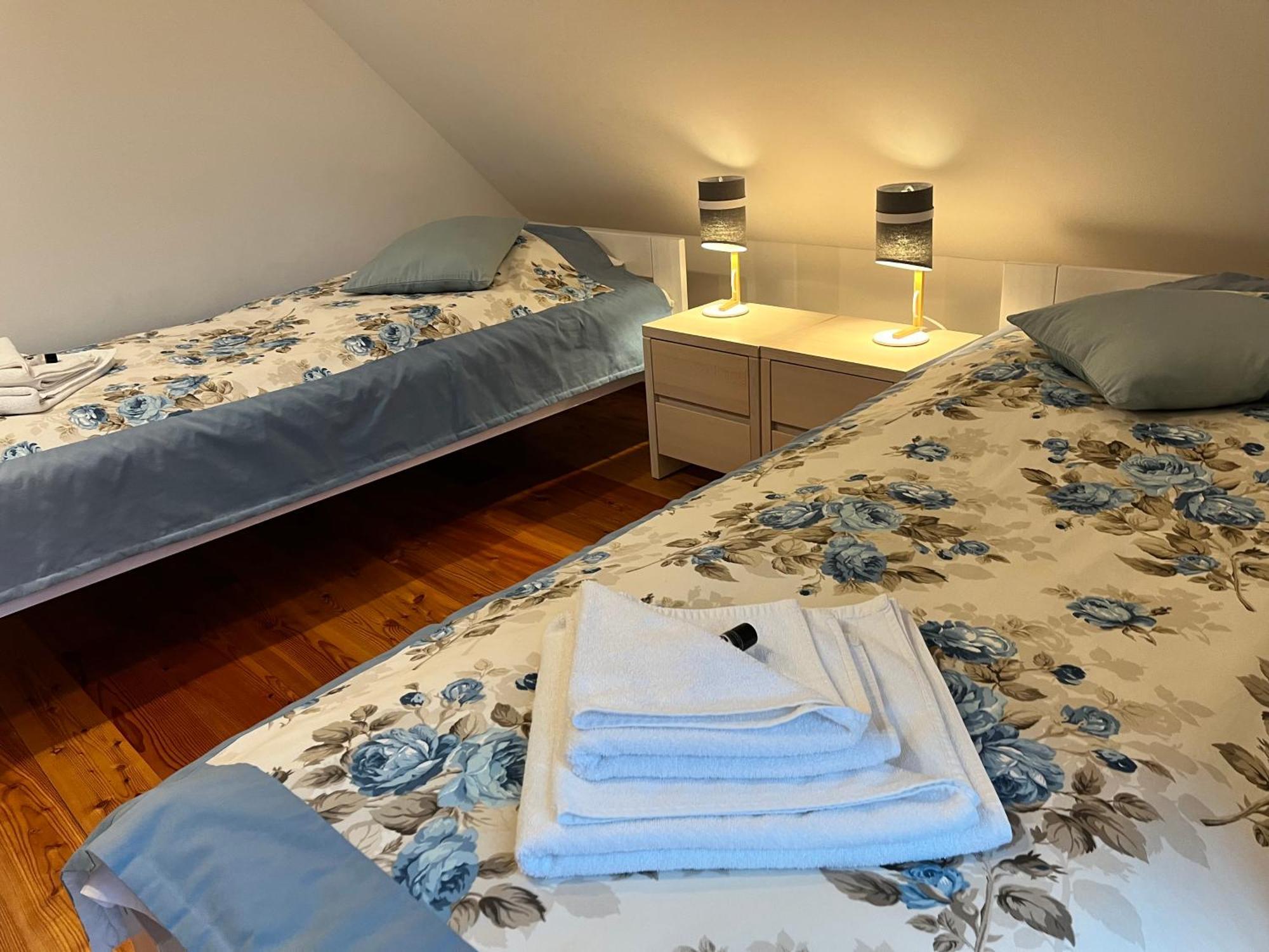 Apartamety I Pokoje Goscinne Na Jaskolczej Świeradów-Zdrój Exteriör bild