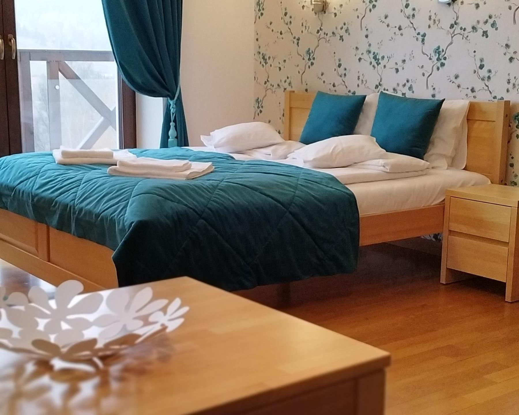 Apartamety I Pokoje Goscinne Na Jaskolczej Świeradów-Zdrój Exteriör bild