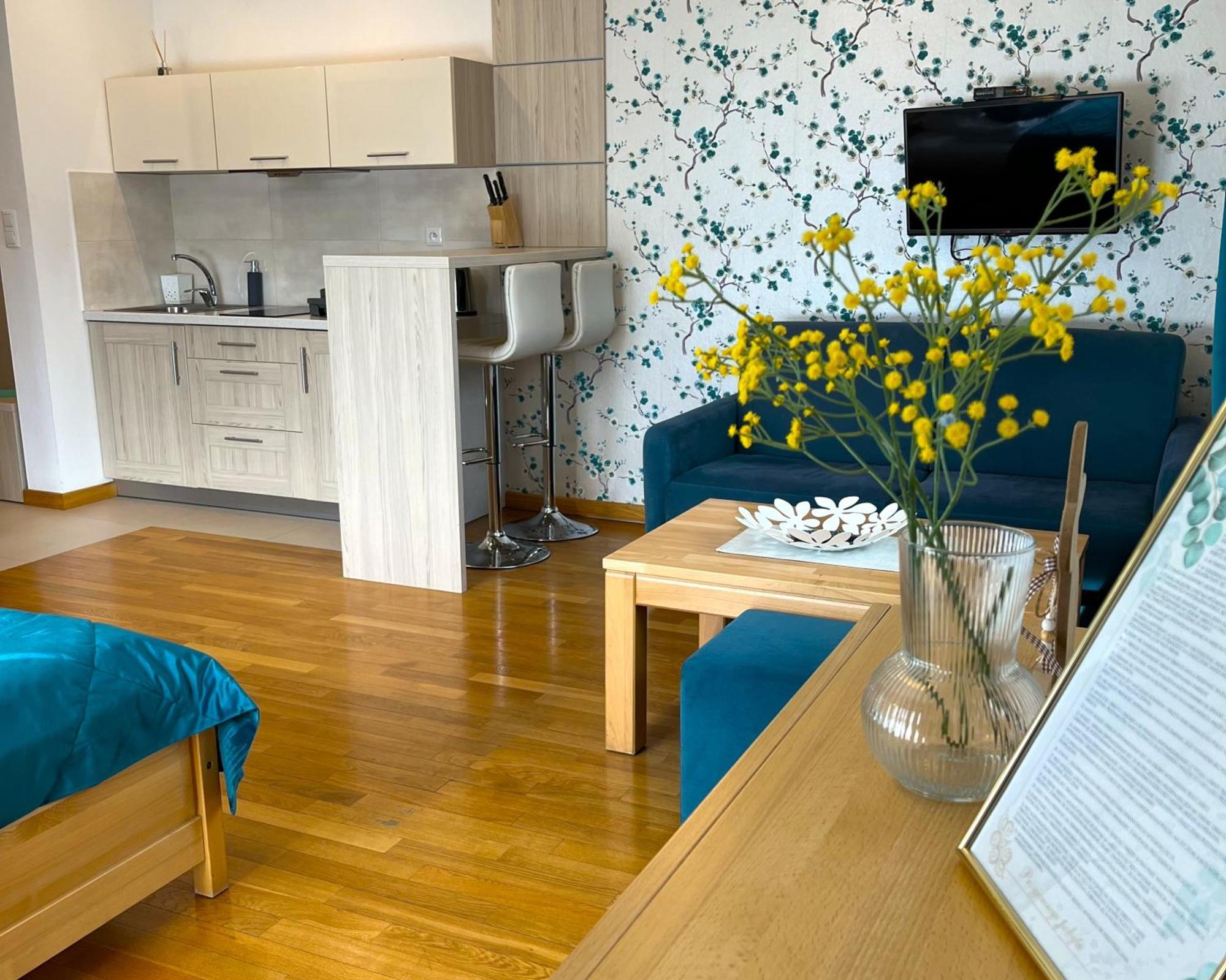 Apartamety I Pokoje Goscinne Na Jaskolczej Świeradów-Zdrój Exteriör bild